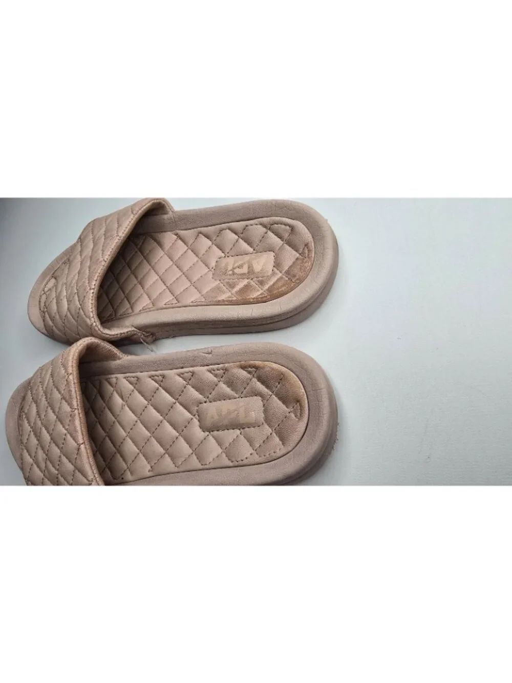 APL Women's Lusso Slide, Size 7, Rose Dust
